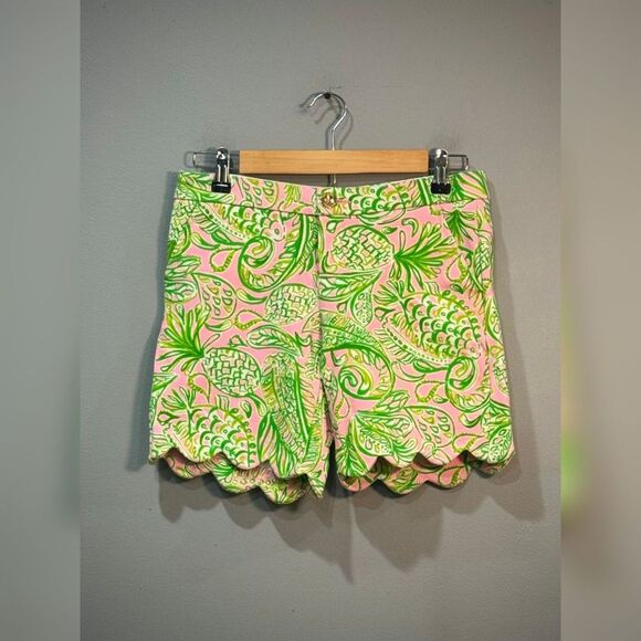 Lilly Pulitzer Pants - Pink/Green Lilly Pulitzer Scalloped Hem Shorts Size 00 Like New